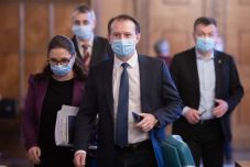 A második szakaszban az állami intézmények kulcsfontosságú dolgozói kaphatják meg a vakcinát